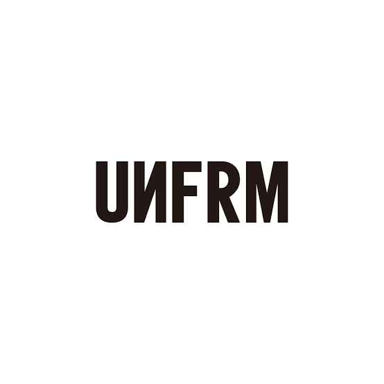 ブランドUNFRM（ユニフォーム）のメインロゴ画像が白抜きブラック文字で記載されている