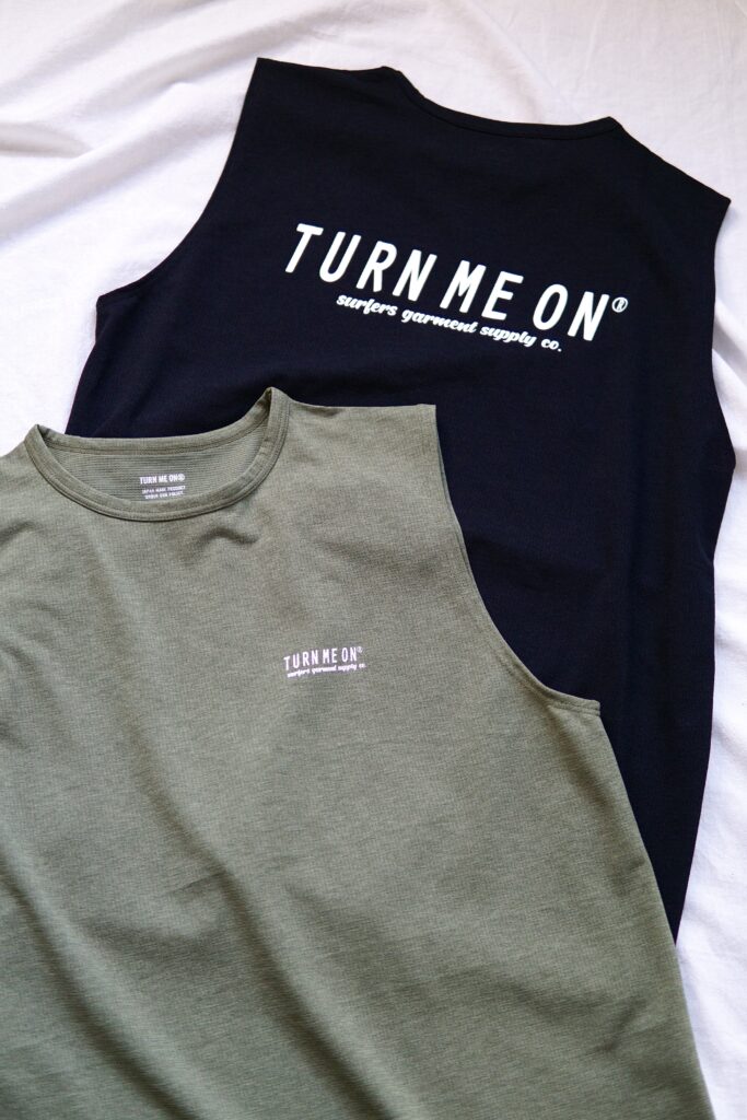 ブランド TURN ME ON / ターンミーオンの新作春夏コレクションがスタート。半袖シャツ、Tシャツ、キャップをご紹介しています。