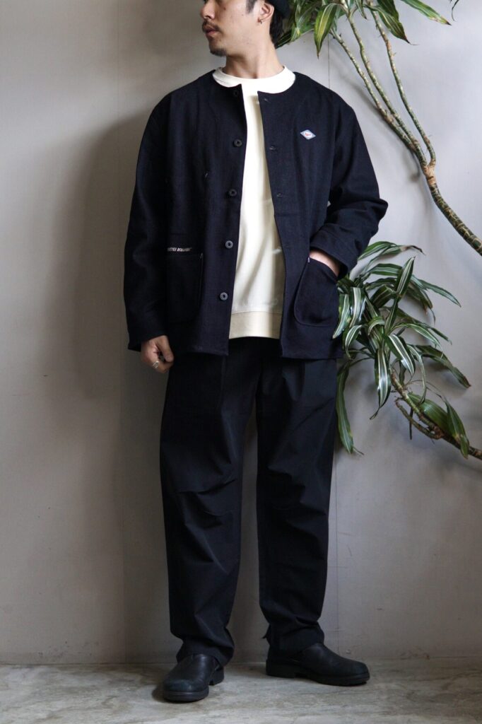 ROARK REVIVAL / ロアークリバイバル 2025SSシーズン最新アイテム EXPEDITIONS FOREVER ENGINEER SHIRTS JACKET を着用した店舗スタッフ