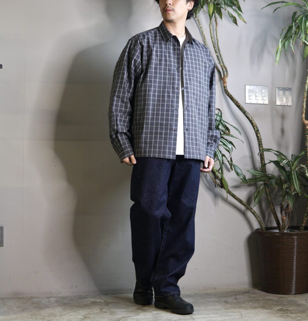 EDIT CLOTHING 新作のテーパードルーズデニム